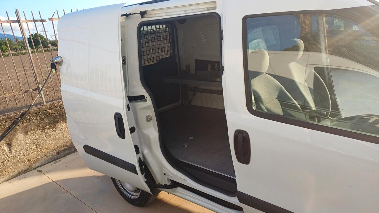 Fiat DOBLO 1.3 MULTIJET 2021 30MILA KM COME NUOVO TELECAMERA SENSORI RADIO