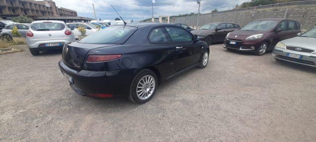ALFA ROMEO GT 1.9 JTDM 16V Collezione GT BLACK LINE