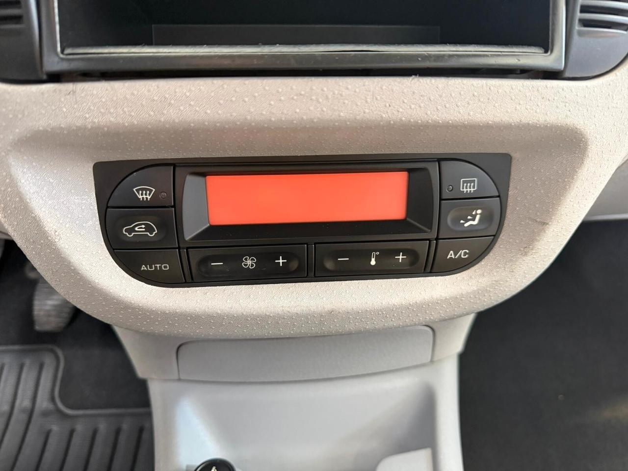 Citroen C3 1.6 HDi 90CV Elegance