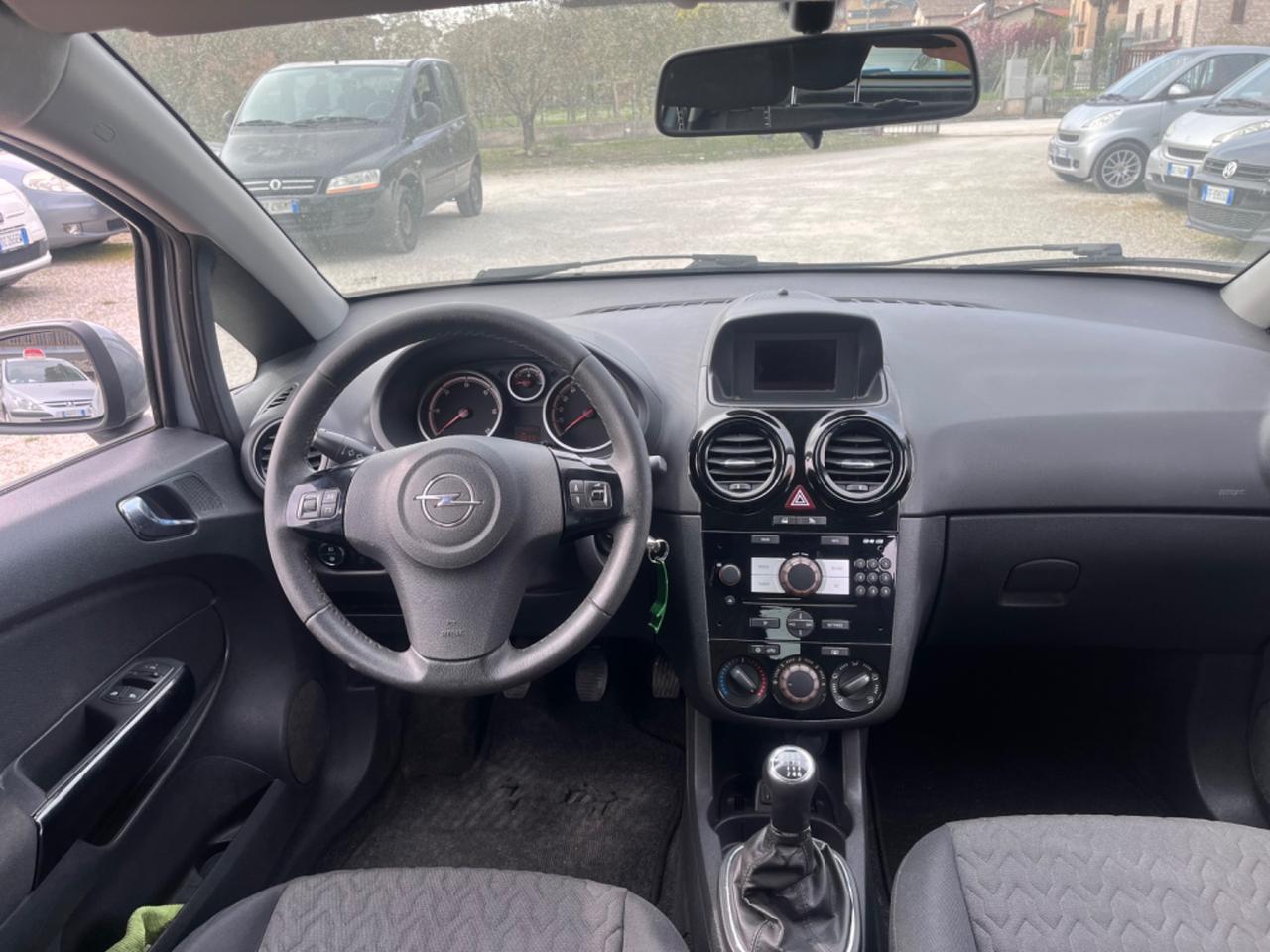 Opel Corsa 1.3 Diesel 2013 138000 km NEOPATENTATI