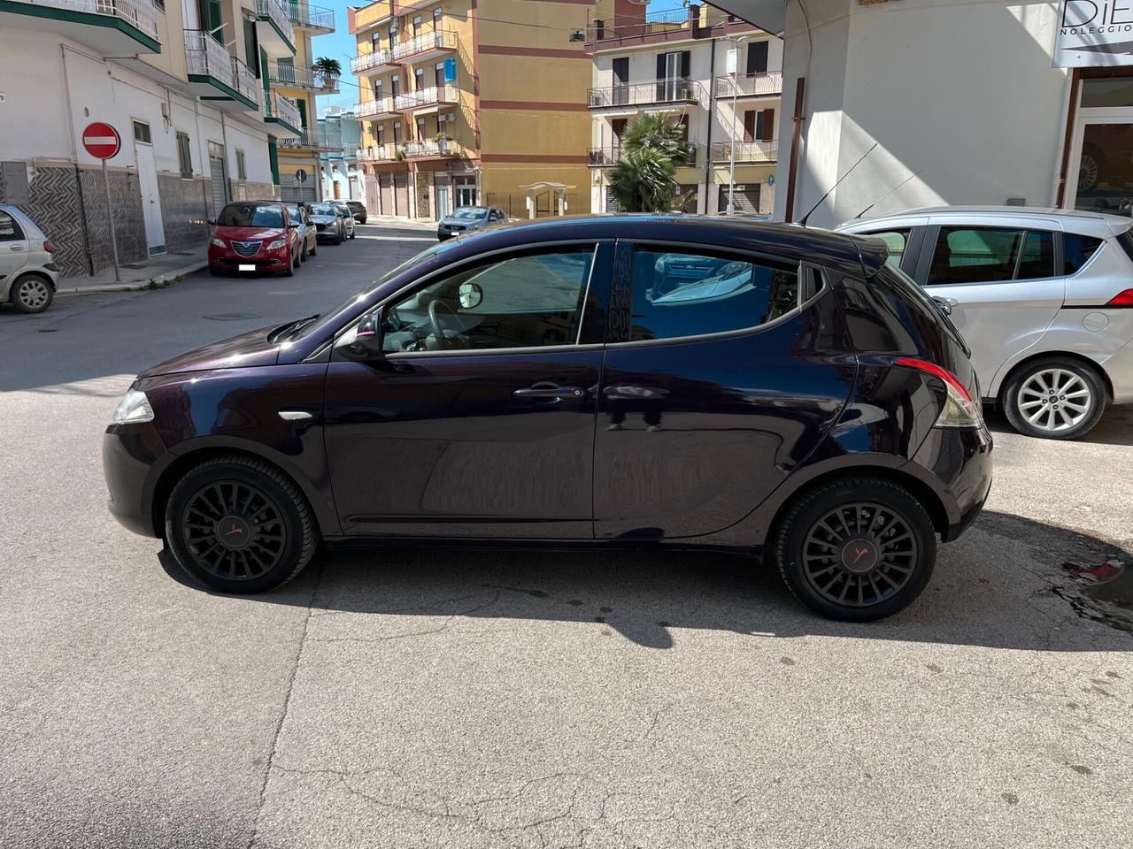 Lancia Ypsilon 0.9 TwinAir 85 CV 5 porte S&S Elefantino