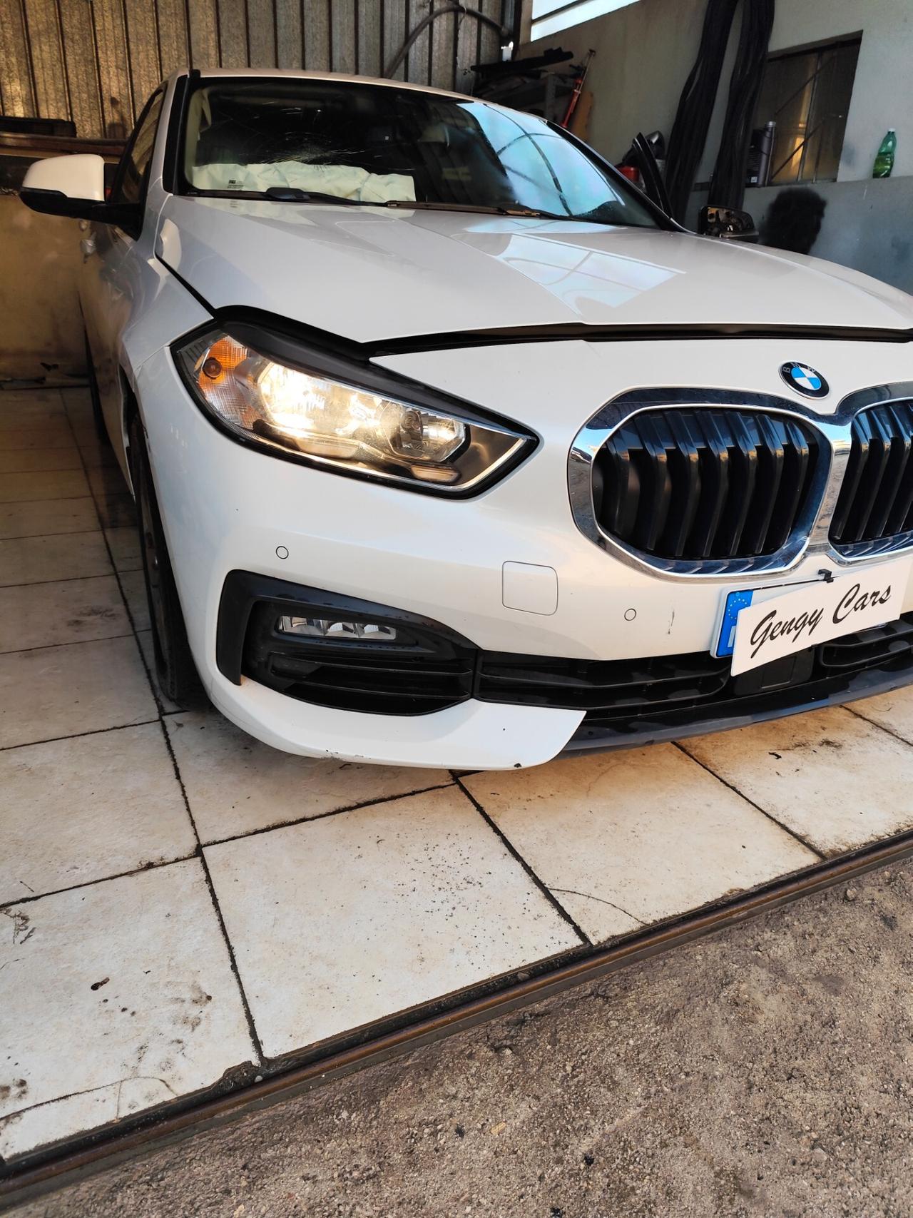 Bmw 116 116d 5p. Advantage