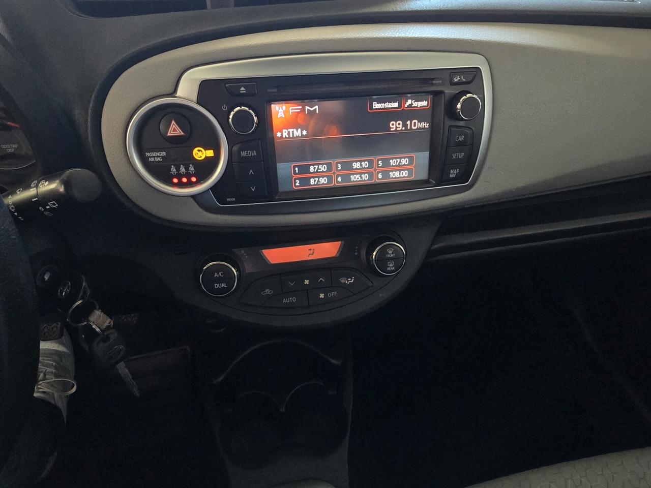 Toyota Yaris 1.3 5 porte Lounge