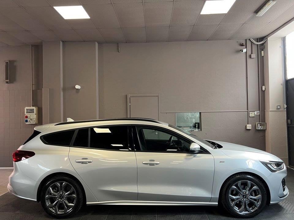 Ford Focus 1.0 Hybrid 125 CV SW ST-Line
