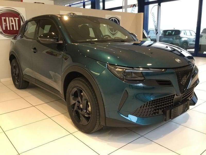 Alfa Romeo Junior BEV 156CV/115kW elettrica