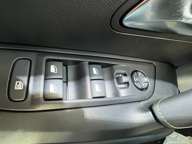 PEUGEOT 2008 Hybrid 145 e-DCS6 GT tua da ?299,00 mensili