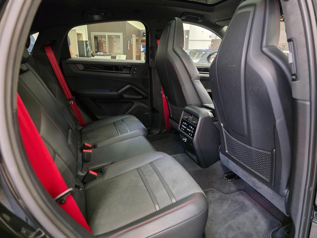 Porsche Cayenne Coupé 4.0 GTS
