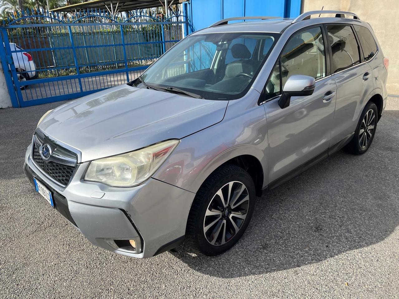 Subaru Forester 4x4 2.0 D-full-2015