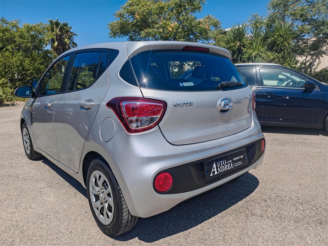 Hyundai i10 1.0 Benzina full optional 2019