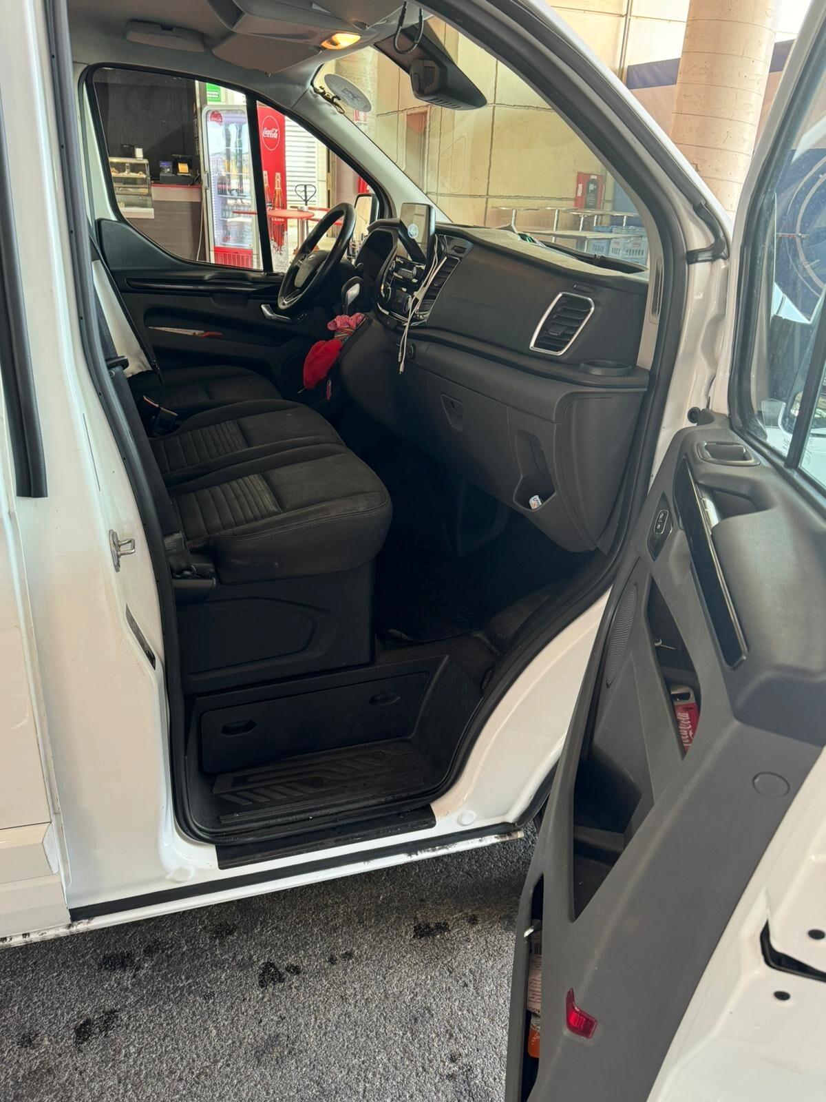 Ford Transit Custom 2.0 TDCi 170 cv , cambio automatico Furgone
