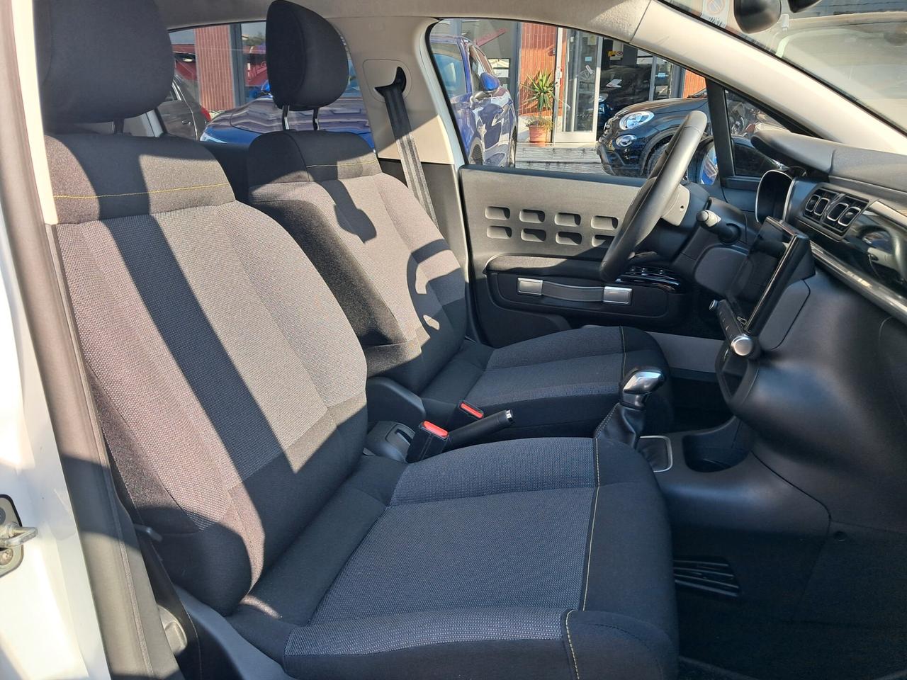 Citroen C3 PureTech 83 cv Shine Pack