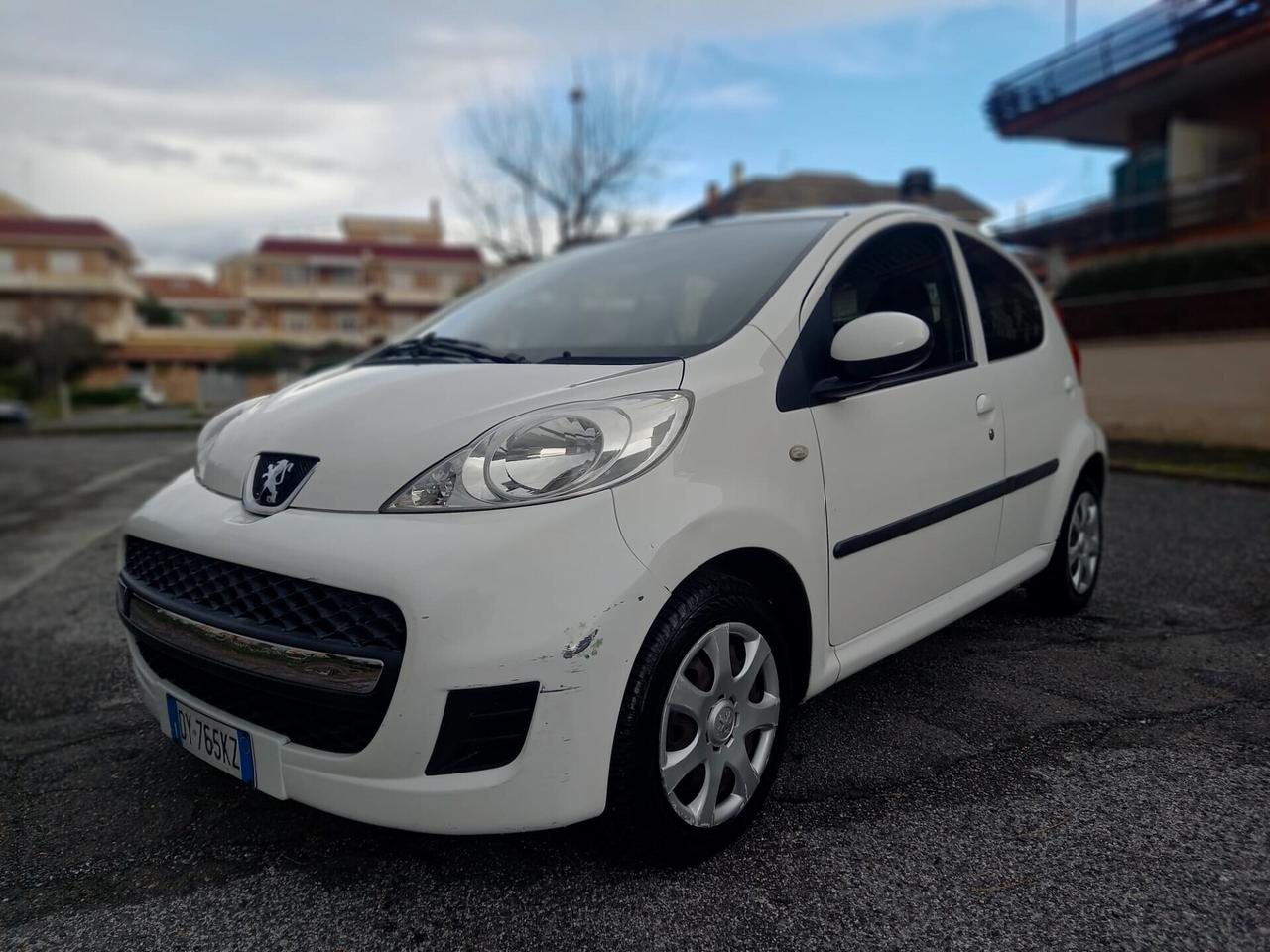 Peugeot 107 1.0 benzina NEOPATENTATI 110.000KM ORIGINALI