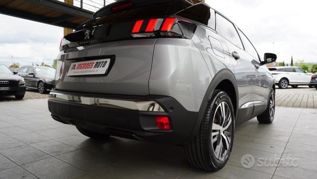 PEUGEOT 3008 BlueHDi 130 S&S EAT8 Allure Pack