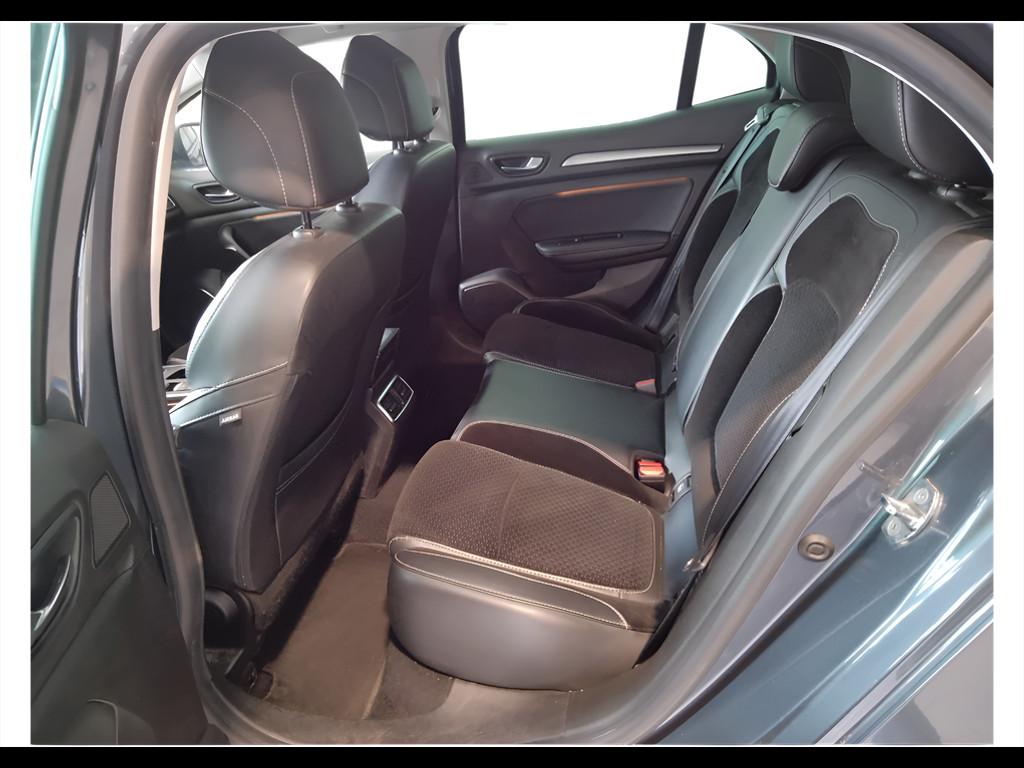 RENAULT Megane IV 2016 - Megane 1.3 tce Intens 140cv fap