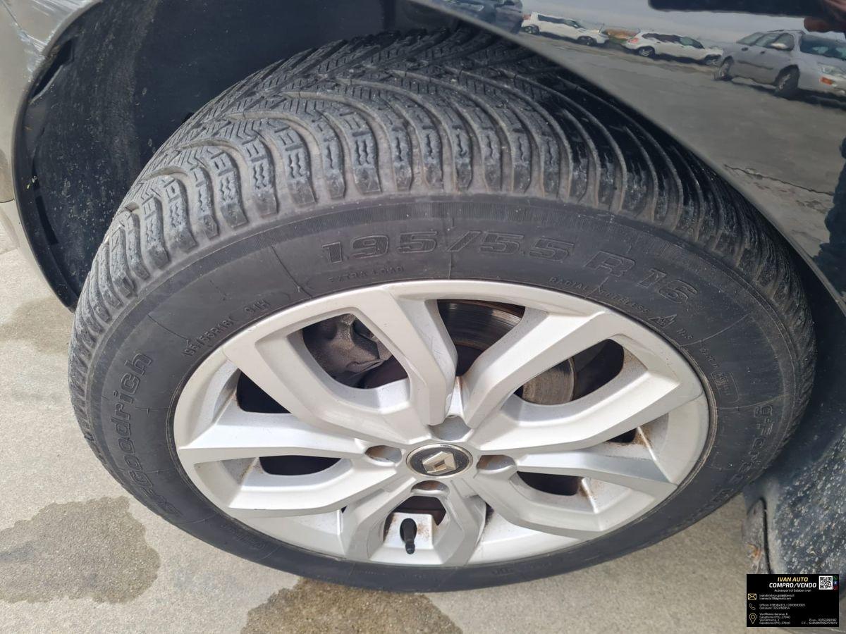 RENAULT Clio Benzina/Gpl-22.000 Km-Neopatentati