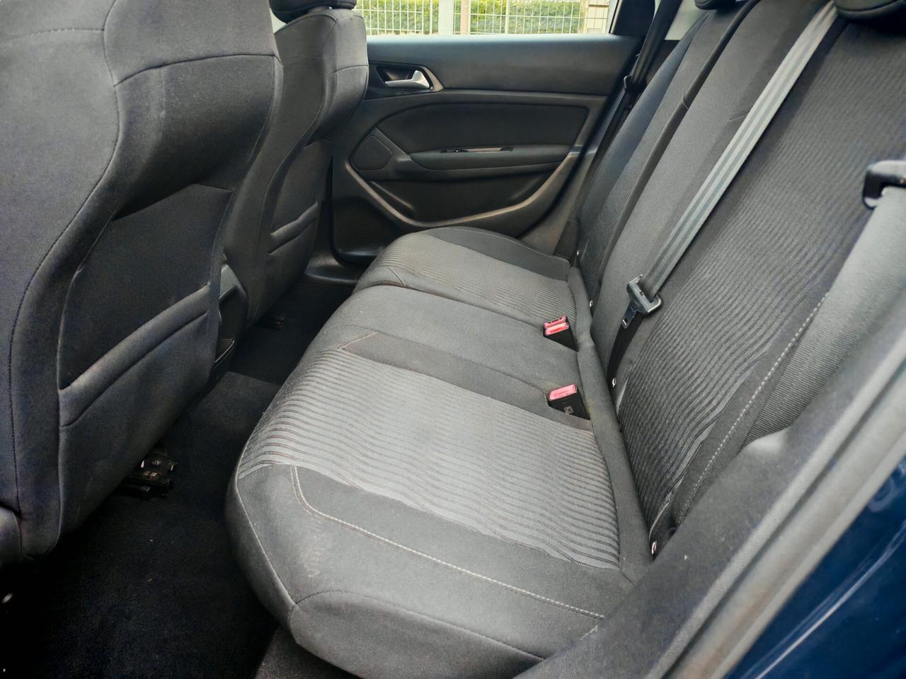 Peugeot 308 1.6BlueHDi navig led cruise 2017