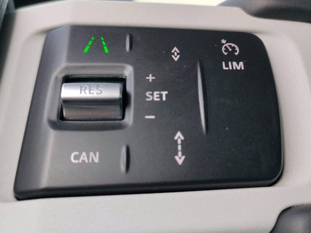 LAND ROVER Defender (2019) LAND ROVER 110 3.0D I6 200 CV AWD Auto S del 2025