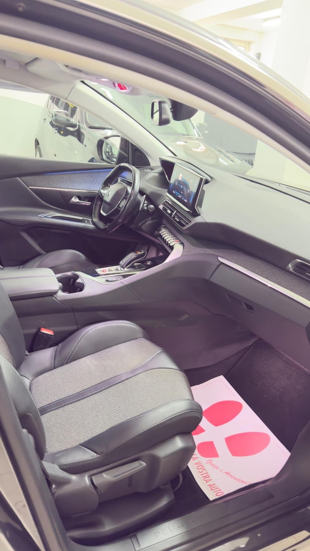 Peugeot 3008 BlueHDi 130 S&S Allure Pack
