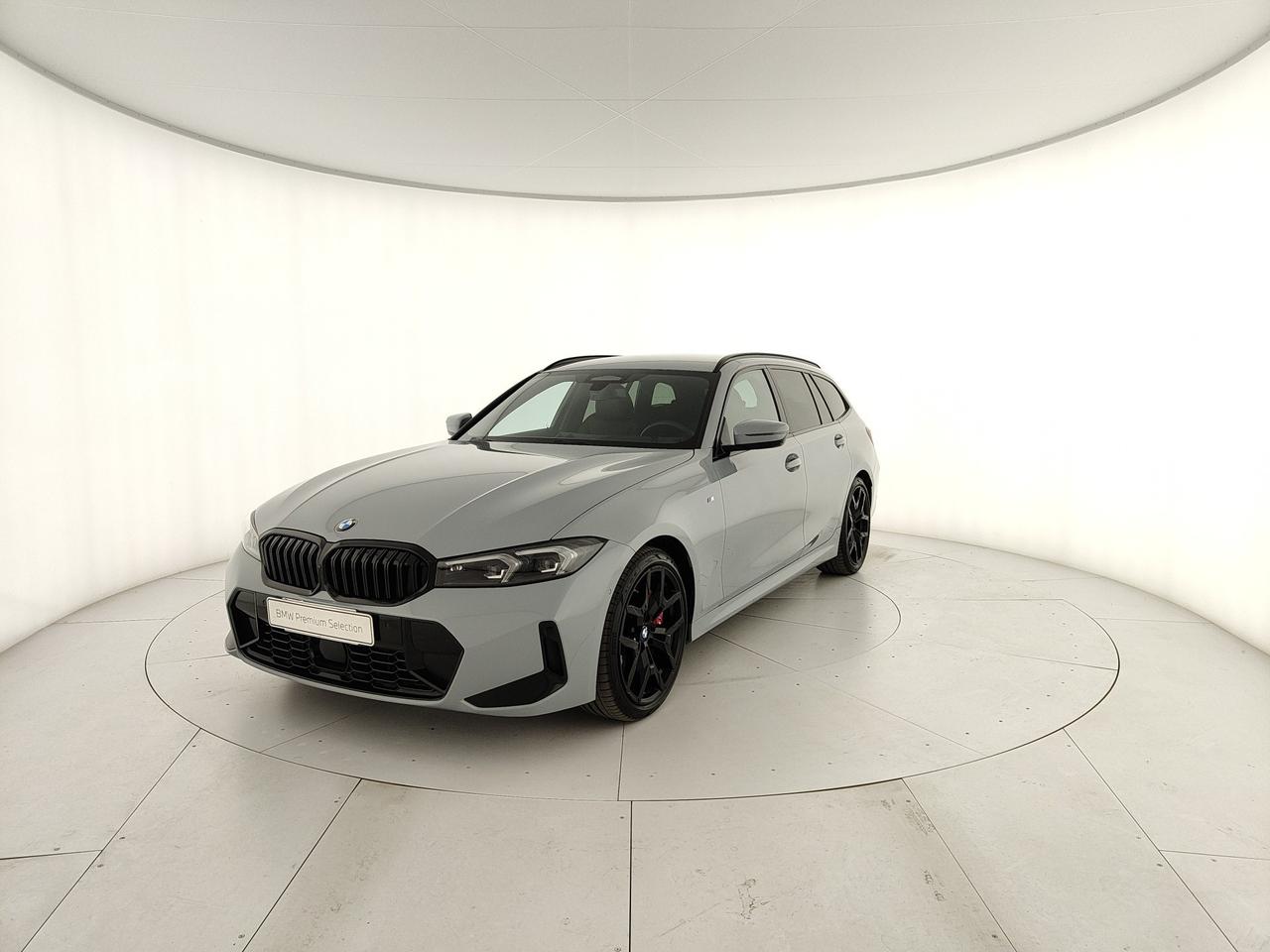 BMW 320d Touring mhev 48V xdrive MSport auto