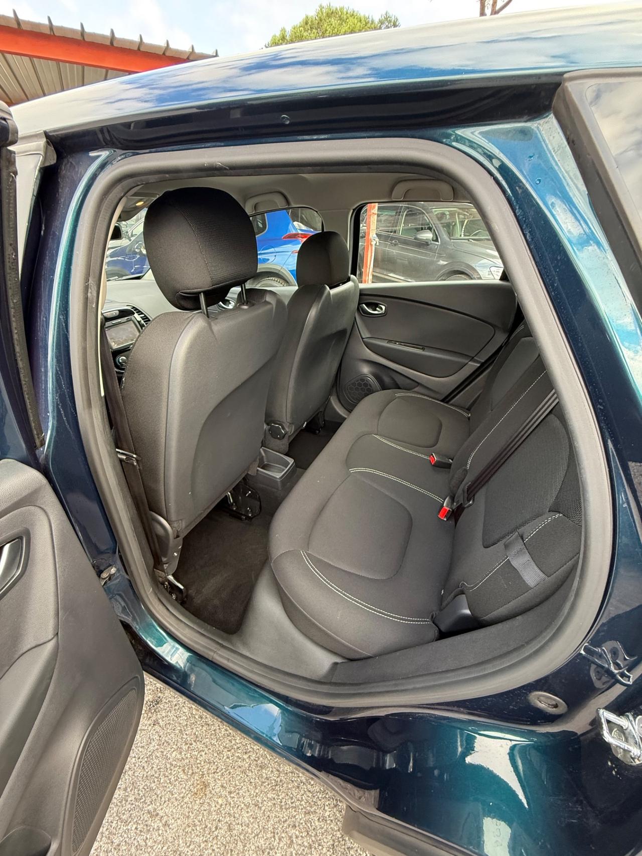 Captur 1.0 /unipro/rate/sport / unipro/ rate/ E6