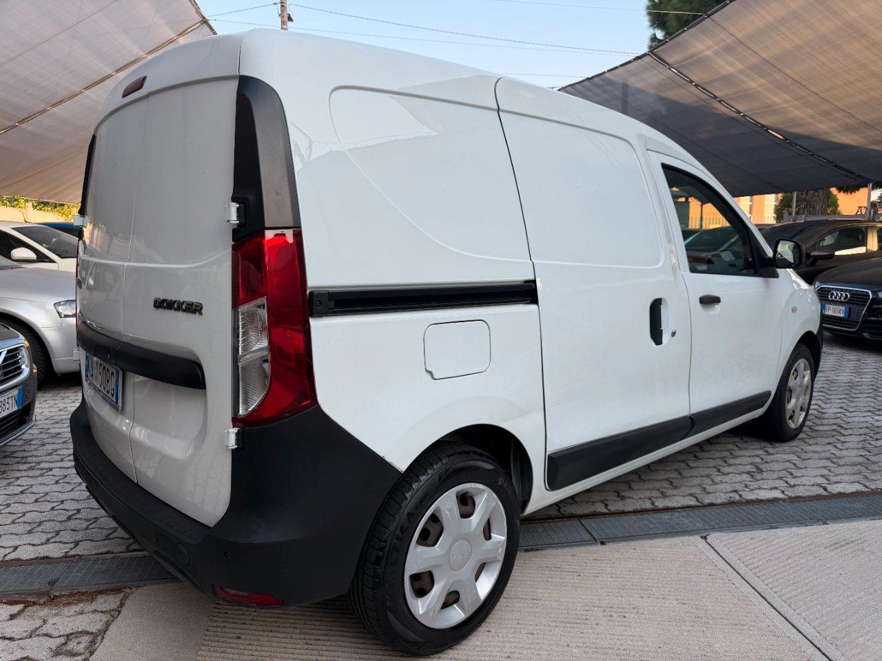 Dacia Dokker 1.3 TCE FAP DOPPIA PORTA LATERALE