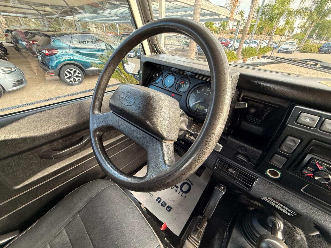 Land Rover Defender 90 2.4 TD5 (BMW) INTROVABILE 129000KM