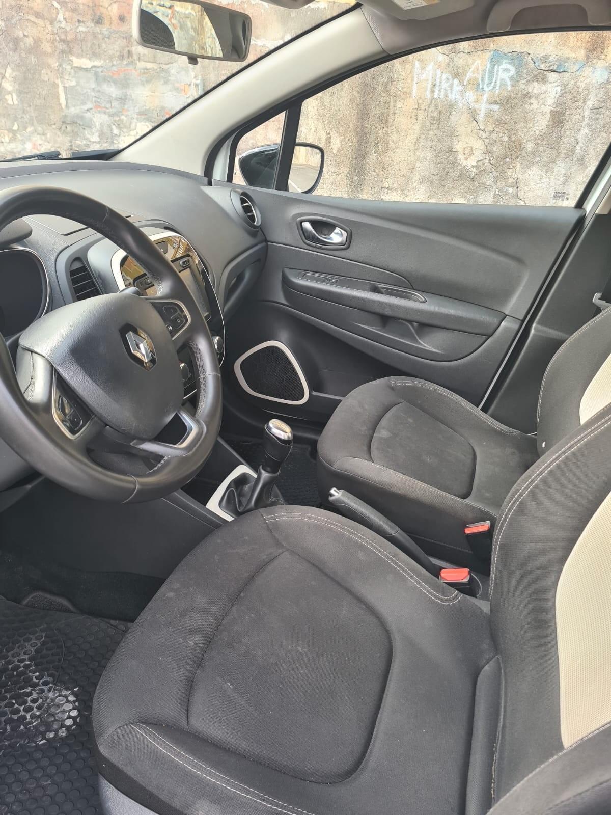 RENAULT CAPTUR 1.5 DIESEL