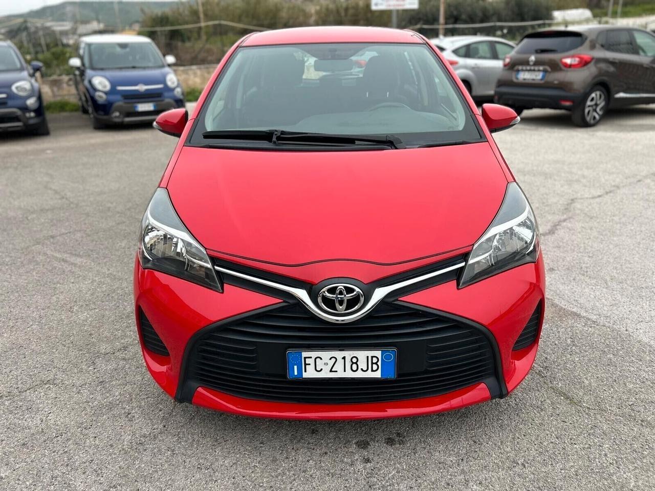 Toyota Yaris 1.4 D-4D 5 porte Lounge