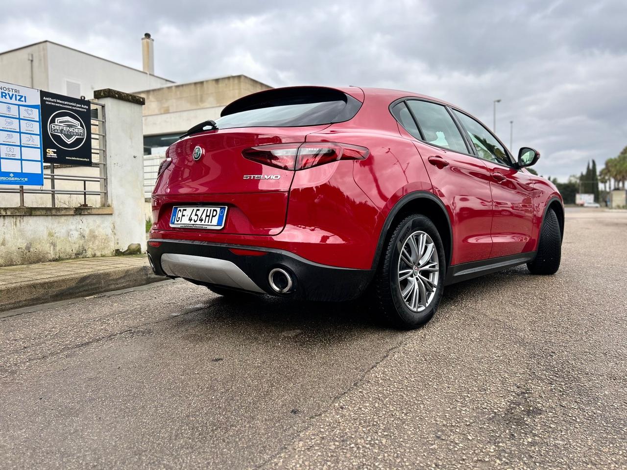 Alfa Romeo Stelvio 2.2 Turbodiesel 160 CV AT8 RWD Business