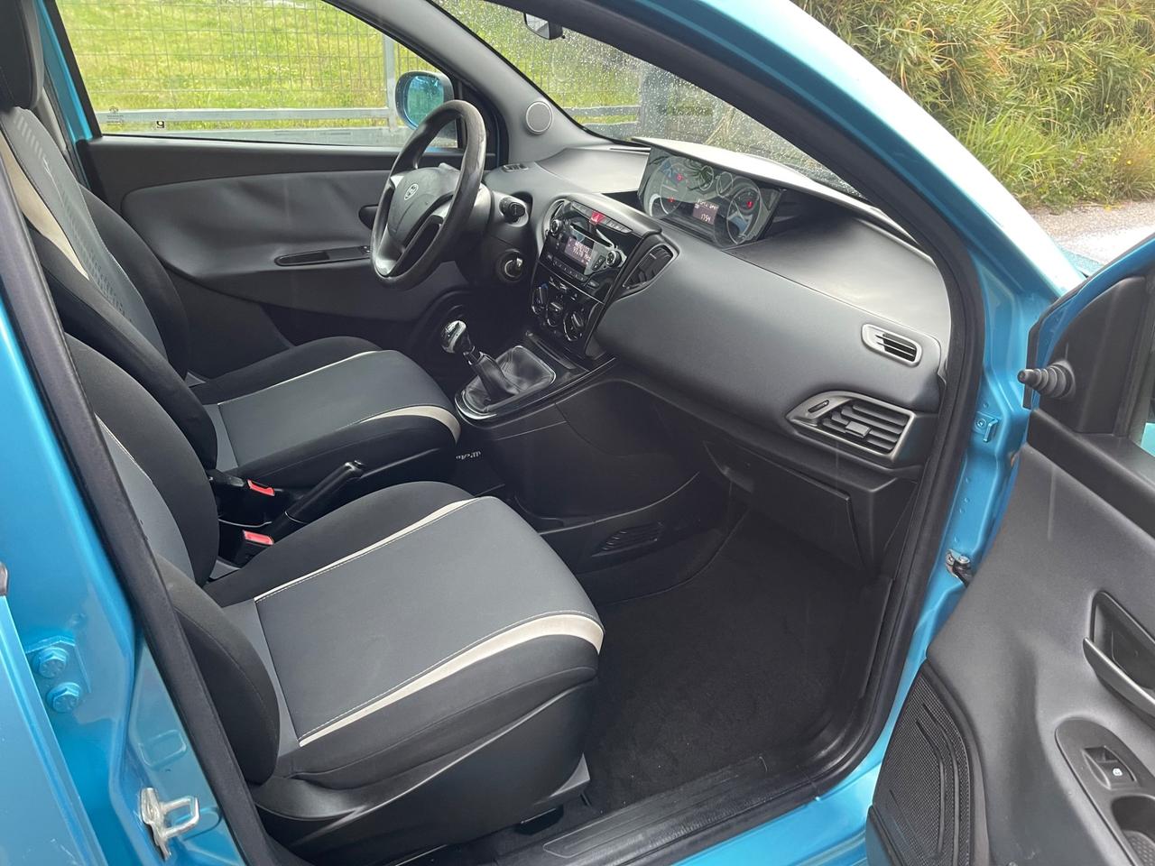 Lancia Ypsilon 1.3 MJT 16V 95 CV 5 porte S&S Elefantino