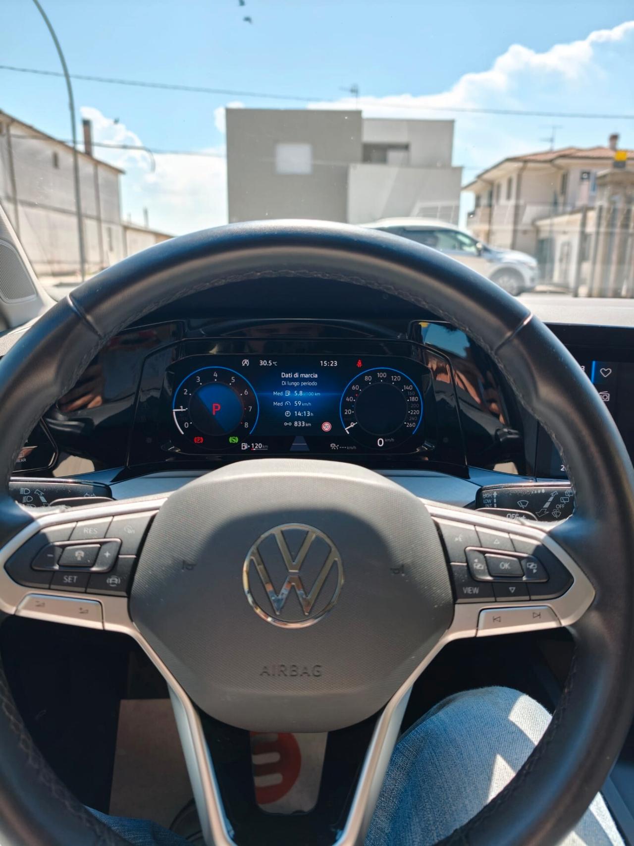 Volkswagen Golf 1.5 eTSI 130 CV EVO ACT DSG Life