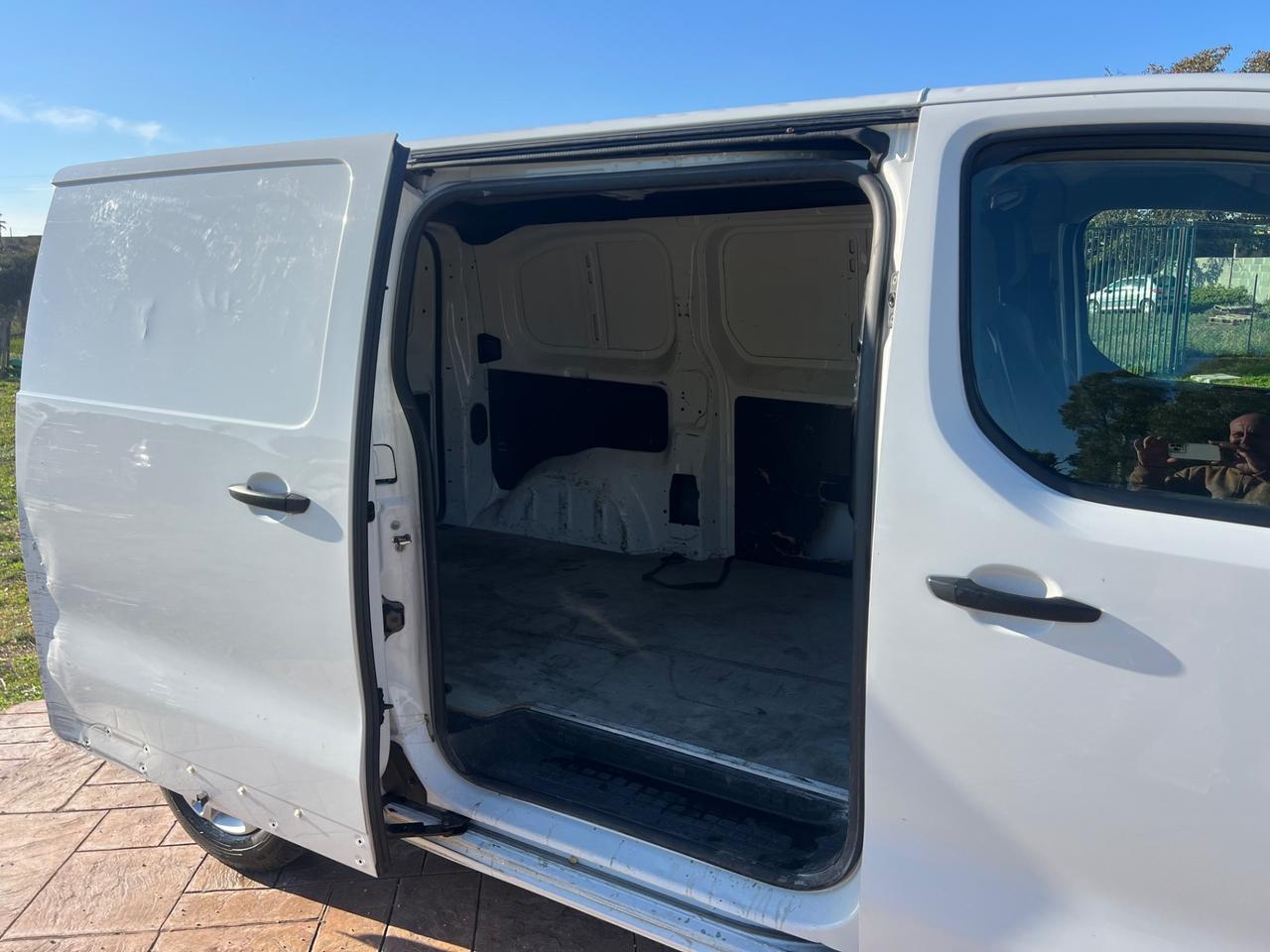 Opel Vivaro 1.5 Diesel 120CV