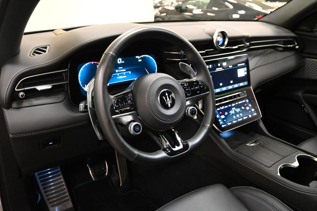 MASERATI Grecale Grecale MHEV 330 CV AWD Modena