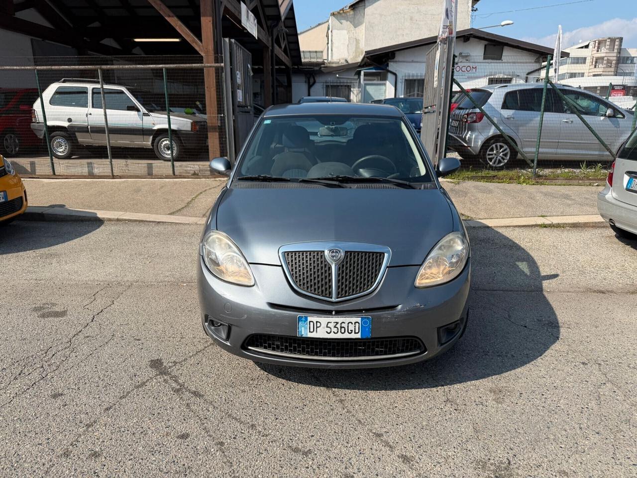 Lancia Ypsilon 1.2 ModaMilano
