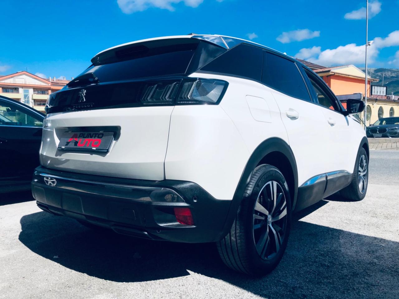 Peugeot 3008 BlueHDi 130 S&S EAT8 Allure