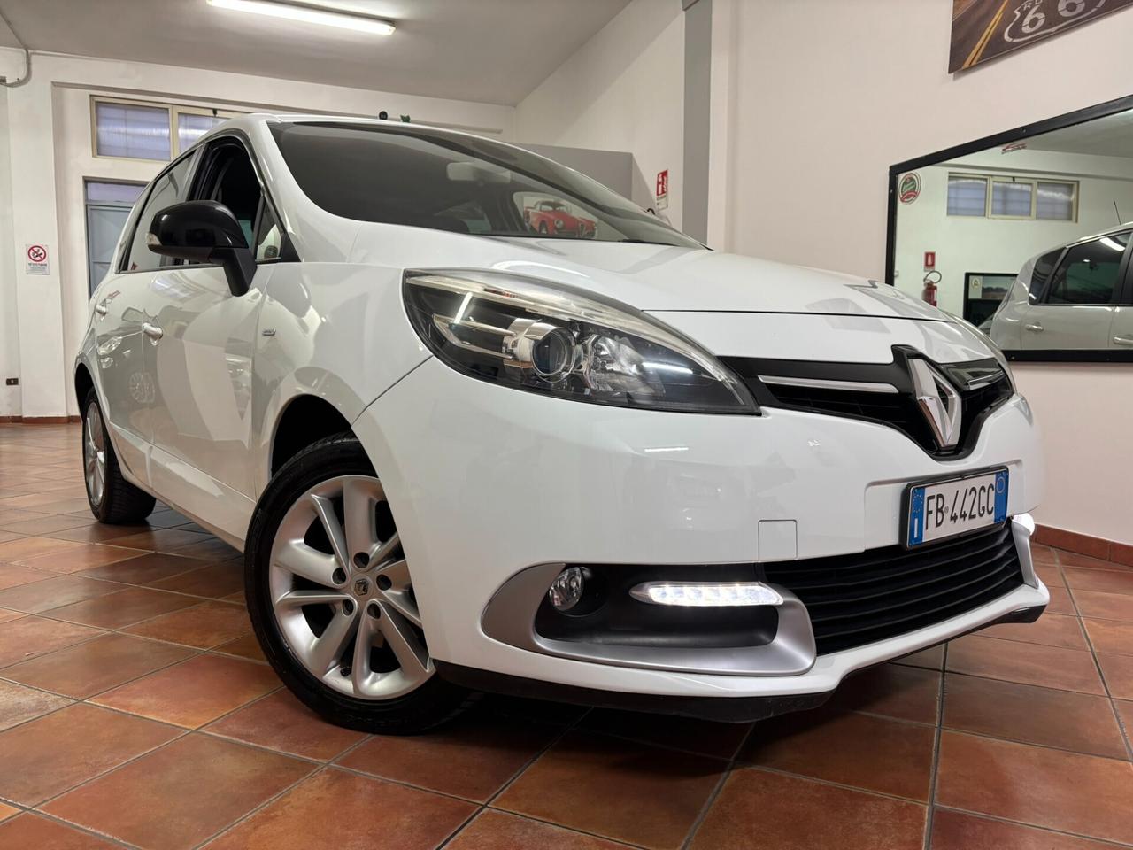 RENAULT SCENIC X-MOD 2015 DIESEL