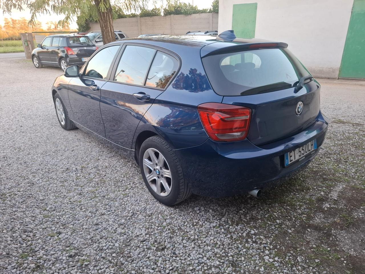 Bmw 114 114d 5p. Unique