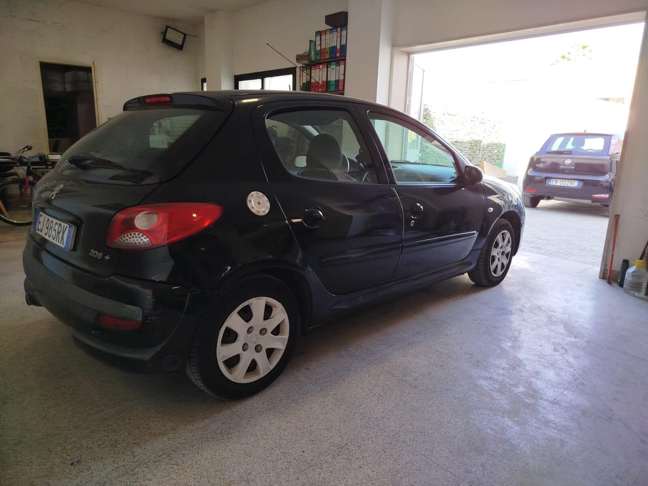 Peugeot 206 Plus 1.1 65CV 5p. Urban ECO GPL