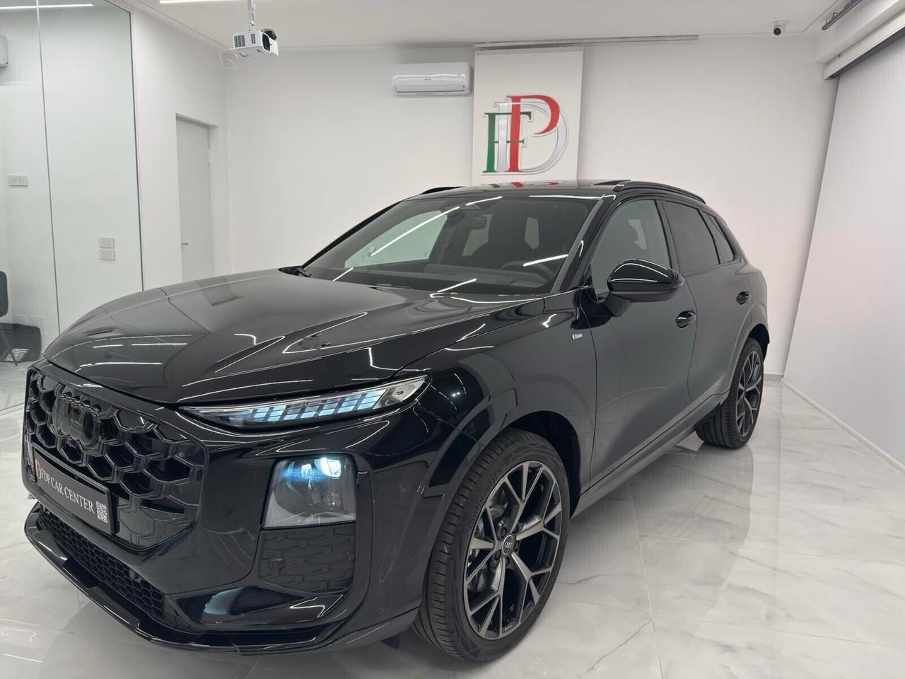 Audi Q3 TDI S tronic S-Line edition