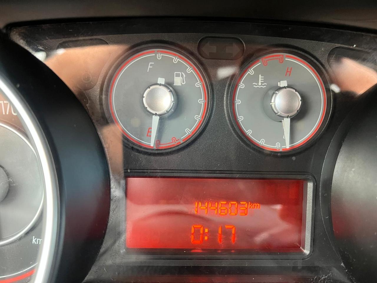 Fiat Punto 1.3 MJT II 75 CV 5