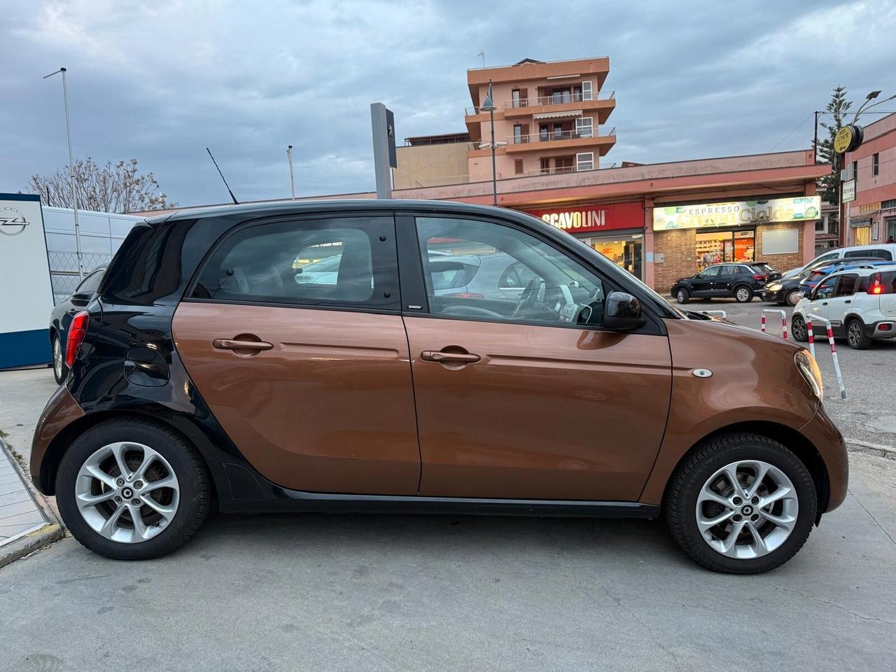 Smart ForFour 70 1.0 Youngster