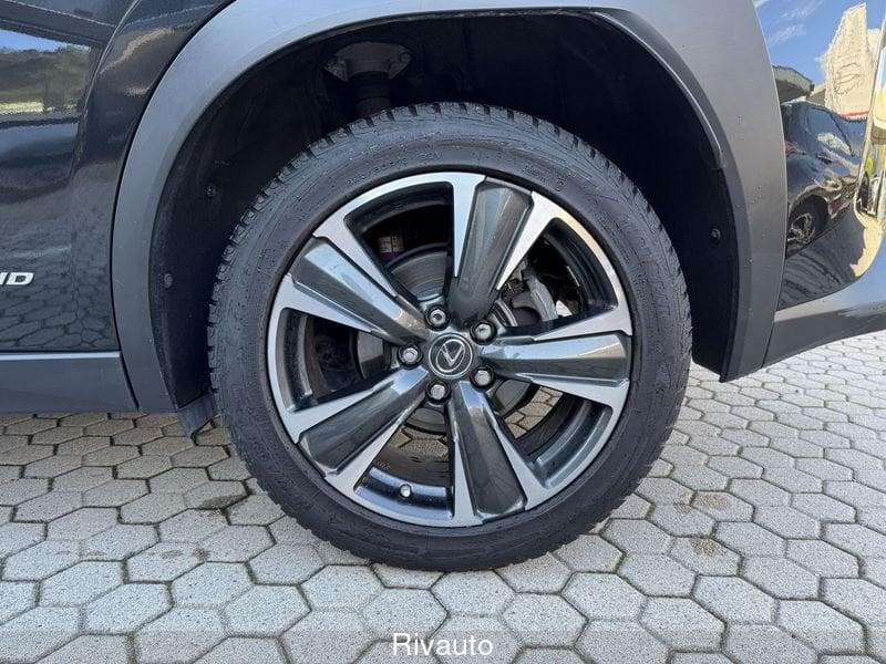 Lexus UX Hybrid 4WD Premium