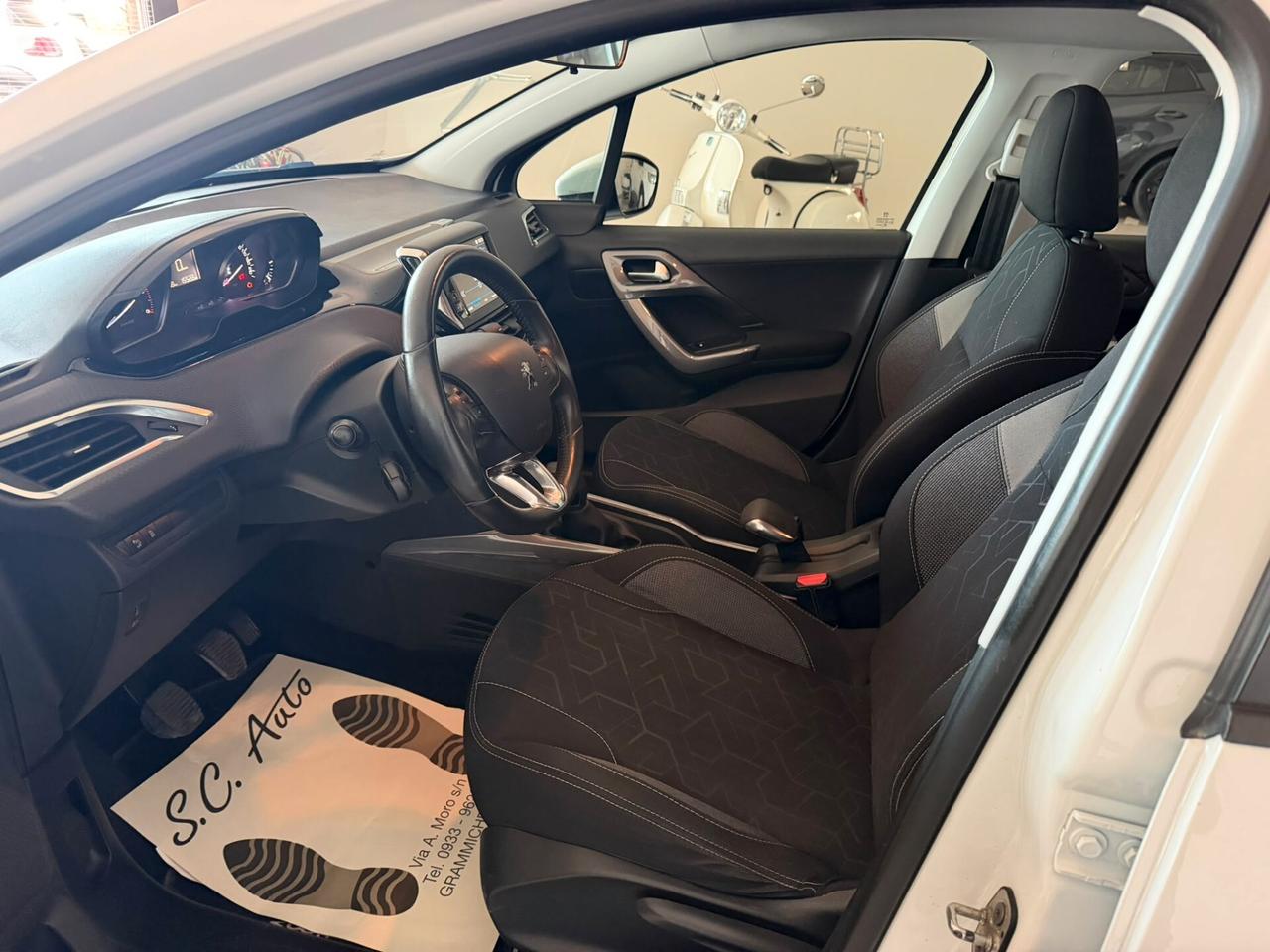 Peugeot 2008 BlueHDi 100 Active