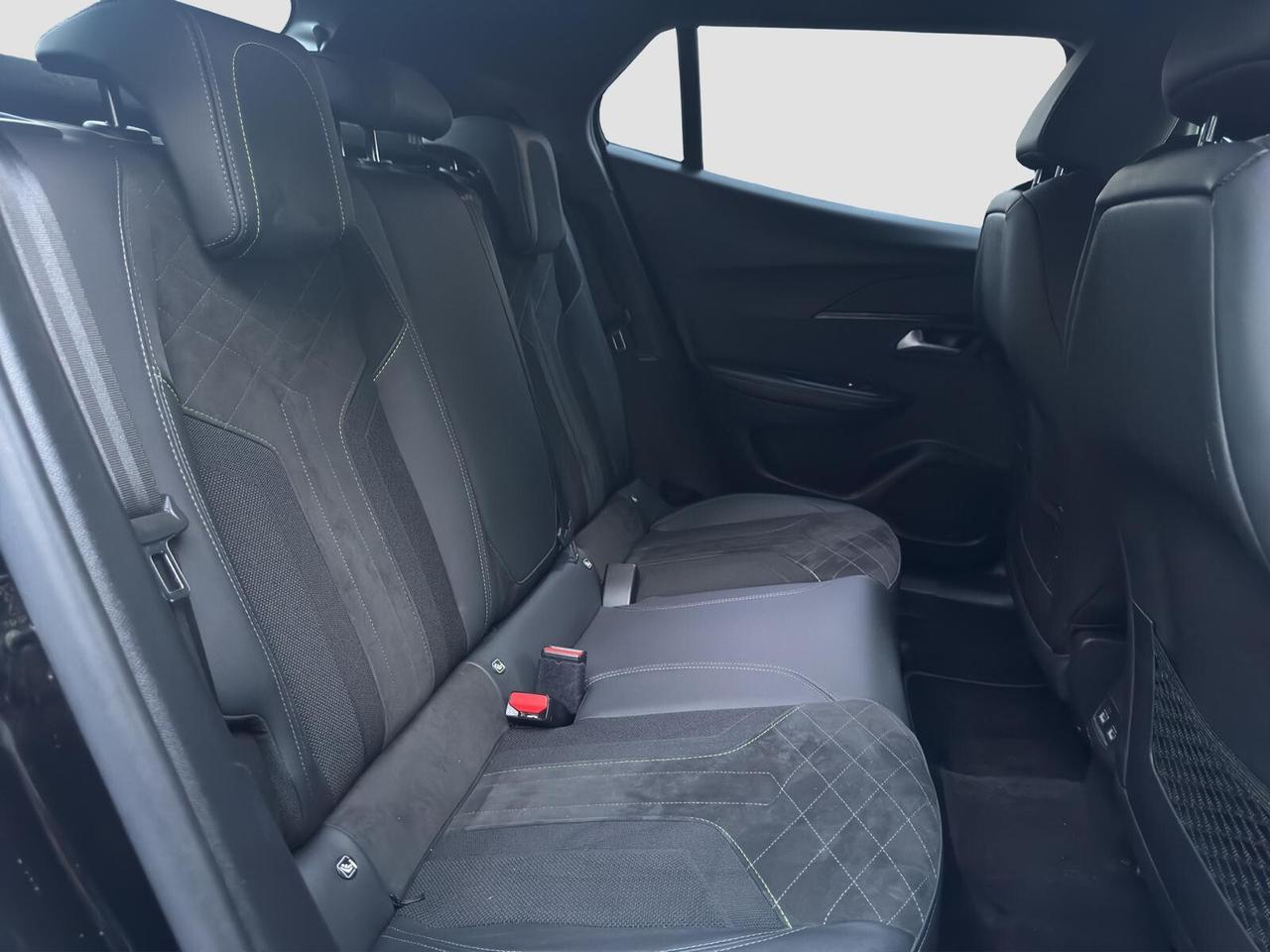 Peugeot 2008 1.2 puretech 130cv GT Pack 2021