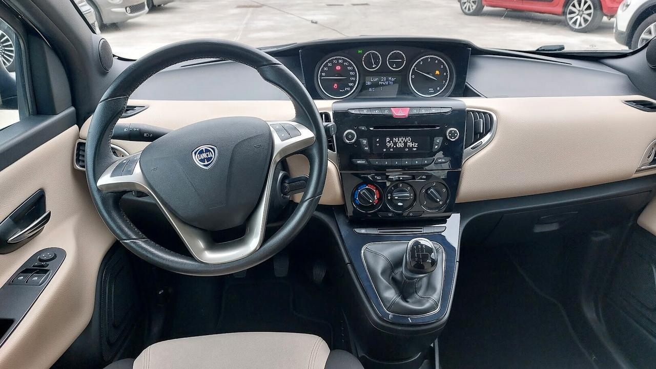 Lancia Ypsilon 1.2 69 CV 5 porte S&S 2013