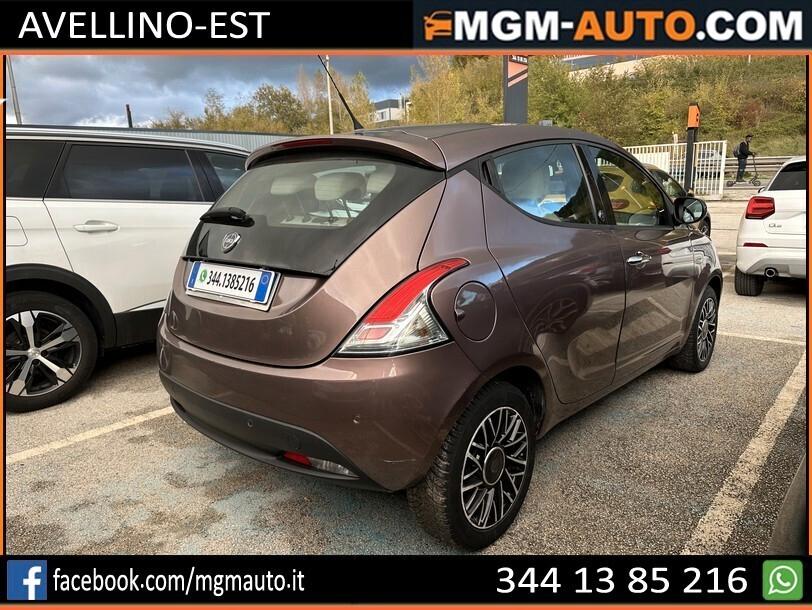 Lancia Ypsilon 1.2 69 CV 5 porte 30th Anniversary
