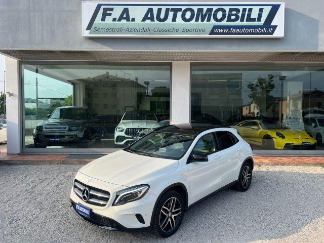 MERCEDES-BENZ GLA 200 d Automatic 4Matic Sport Enduro TETTO PANORAMICO
