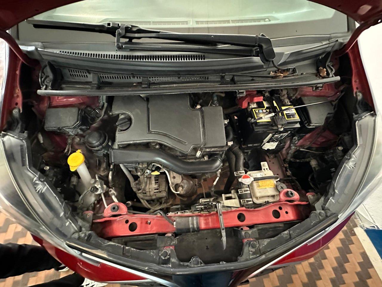 Toyota Yaris 5 Porte Yaris 5p 1.0 Trend Red Edition