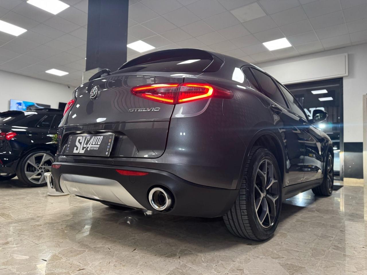 Alfa Romeo Stelvio 2.2 Turbodiesel 210 CV AT8 Q4