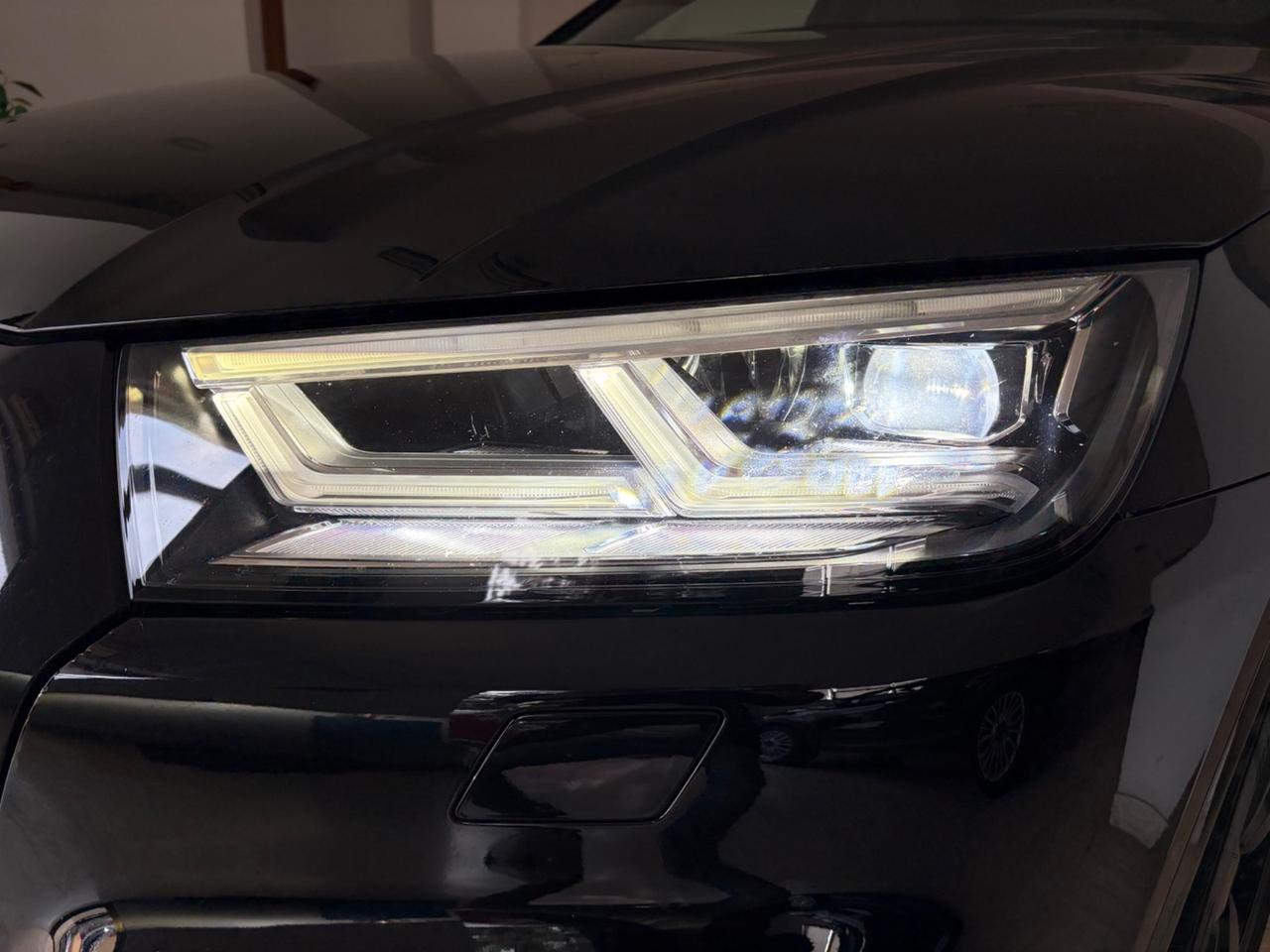 AUDI Q5 40 TDI S TRONIC S LINE PLUS 124.000 KM